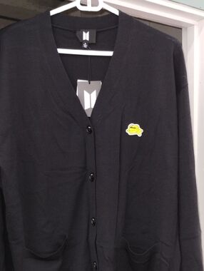 Butter Black V‑Neck Cardigan with Yellow Patch New with Tag Great Condition